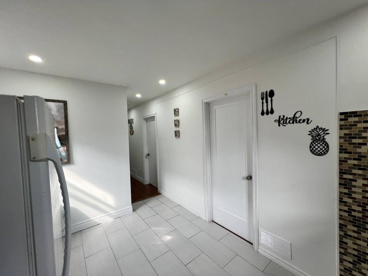 #1 Convvy-Nient Residence! Toronto Exterior photo