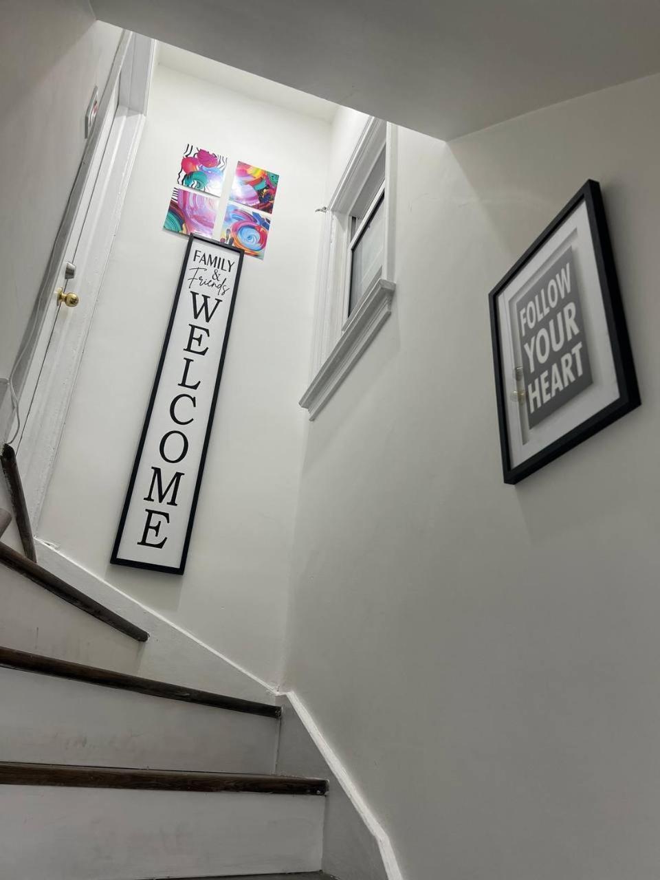 #1 Convvy-Nient Residence! Toronto Exterior photo