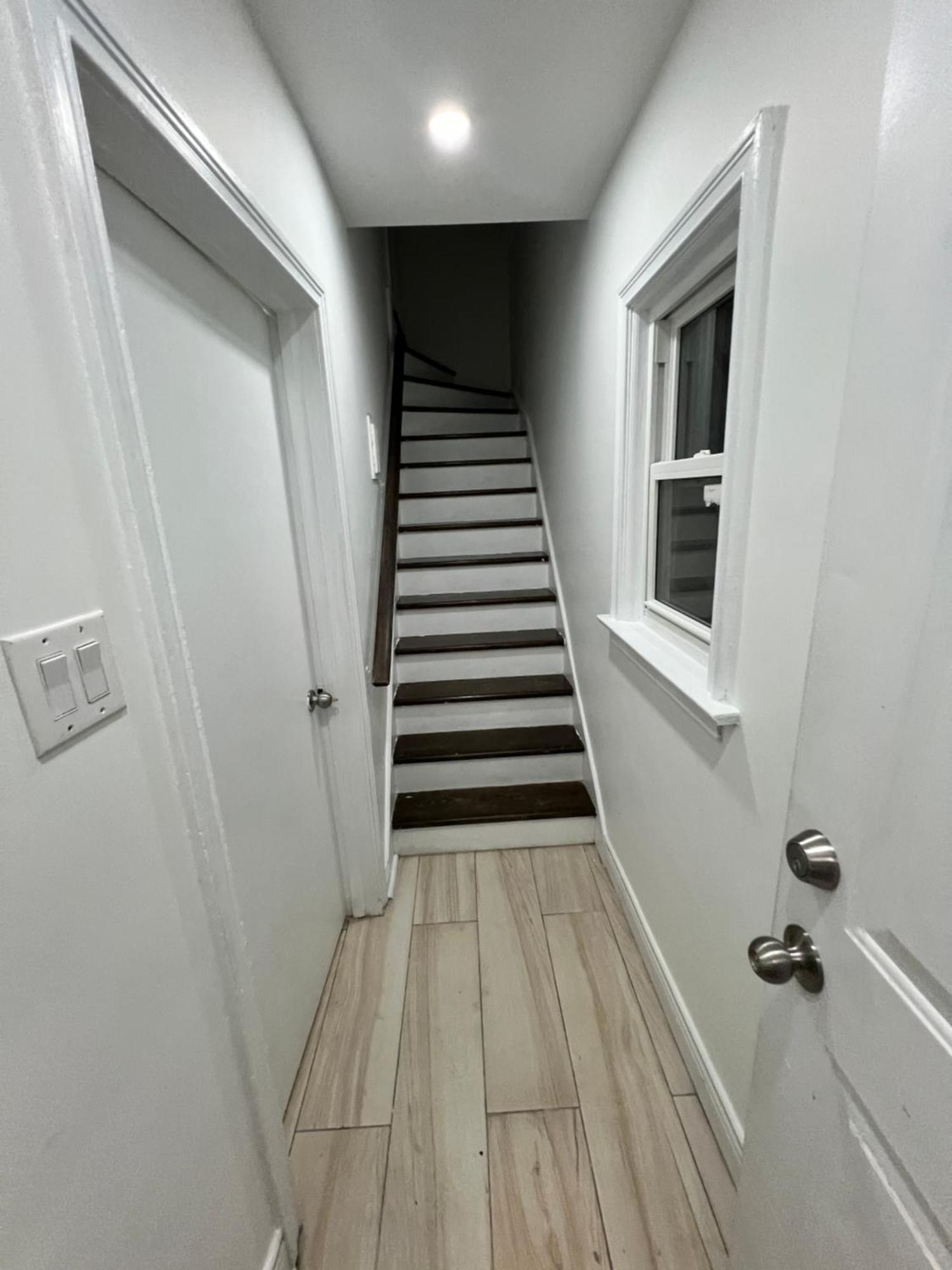 #1 Convvy-Nient Residence! Toronto Exterior photo